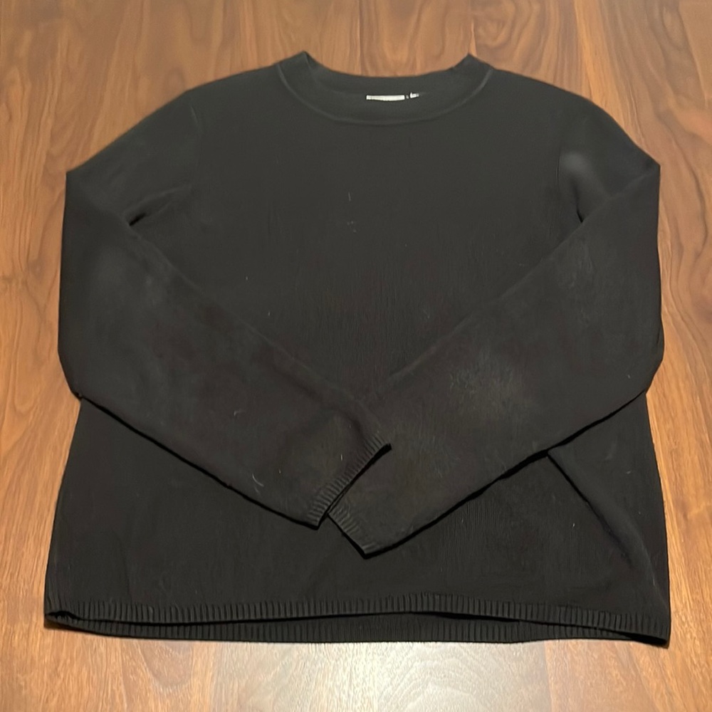 2 FOR $7 ITEM.  Kim Rogers Black Crewneck Sweater.  Size L.